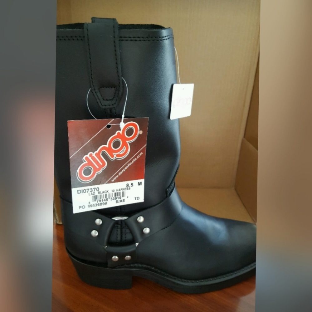 NWT Women's Dingo Motorcycle Boots Size 8.5